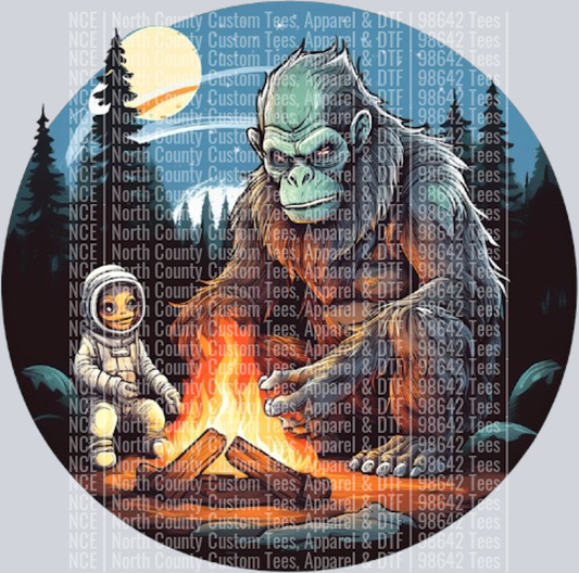 Bigfoot and Alien Camping Fire (24)