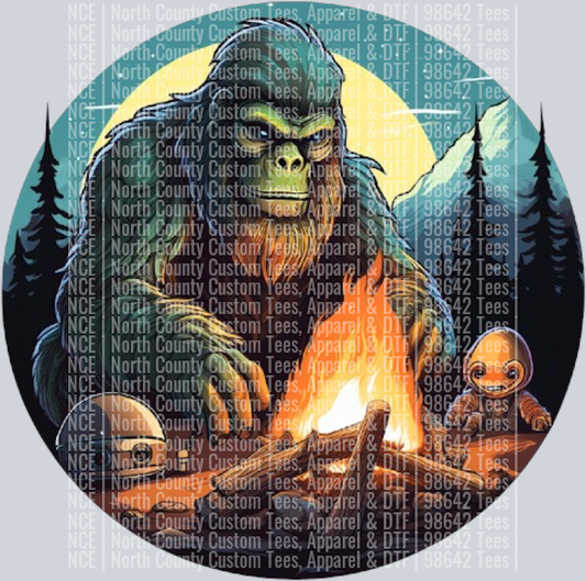 Bigfoot and Alien Camping Fire (4)