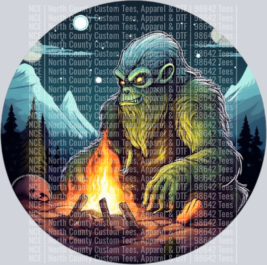 Bigfoot and Alien Camping Fire (2)